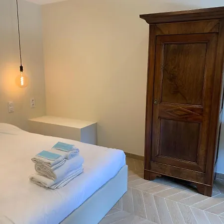 Chez Marie - Centre - Parking Prive - Hospices Panzió 4*