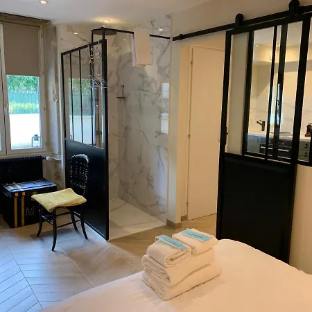 Chez Marie - Centre - Parking Prive - Hospices Bed & Breakfast