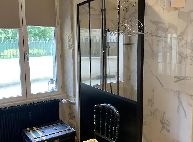 Chez Marie - Centre - Parking Prive - Hospices Бон